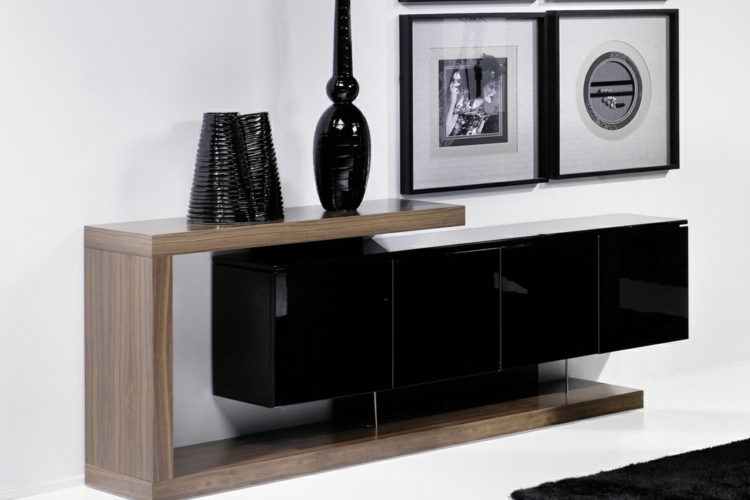 schwarzes Sideboard