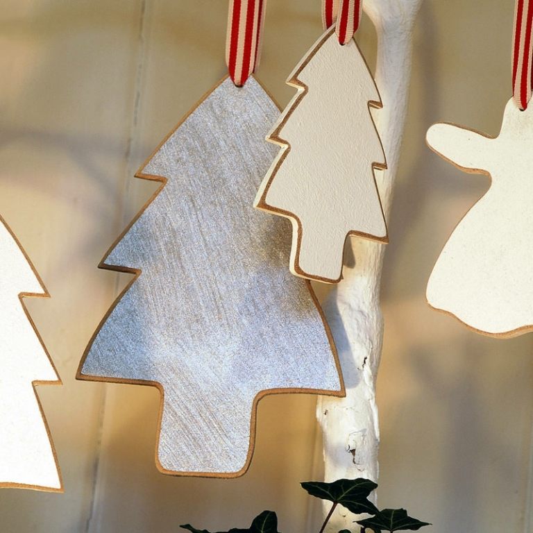 Weihnachtsdeko Holz tannenbaum figur silber idee anhaenger
