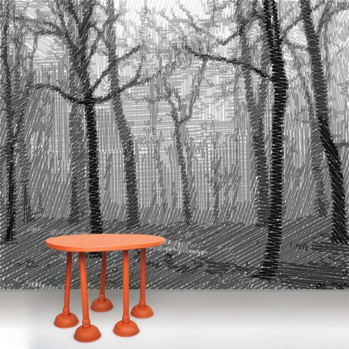 wie-eine-Wand-mit-Bleistift-gemalt-orangefarbenem-Tisch