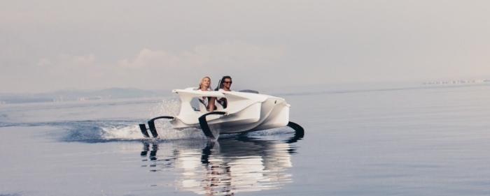 Öko-Sportwagen-für-Wasser-quadrofoil-elektrisch-angetriebenes-Tragflächeboot-design