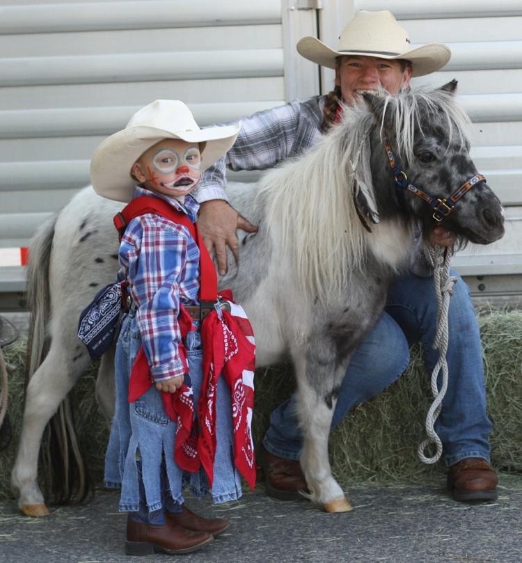 Faschingskostüme Cowboys Kleinkinder Ideen Fasching Kostüme