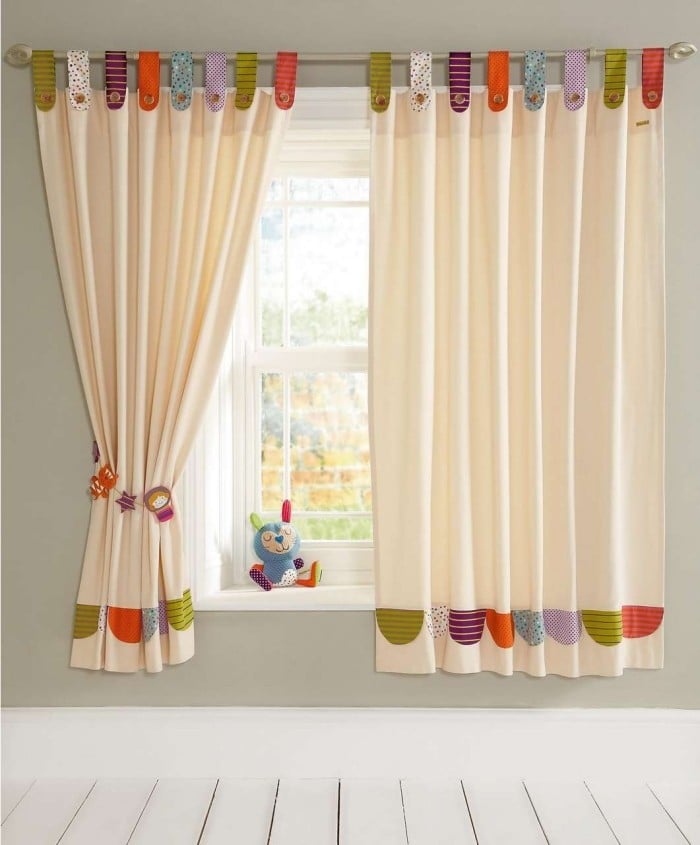 Kinderzimmer-Vorhänge-Gardinen-lichtdurchlässig-Ideen-Fenster-Deko