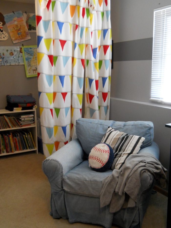 Kinderzimmer-Vorhänge-Muster-Dreieck-Fensterdeko-Sichtschutz-modern