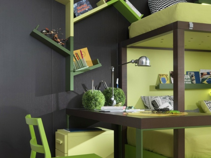 Schreibtisch Kinder grünes Hochbett Schreibtisch integriert Wandregal