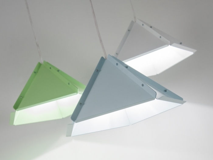 Wohnzimmerlampen-pyramidale-form-SOYEZ-design-DARK-Studio