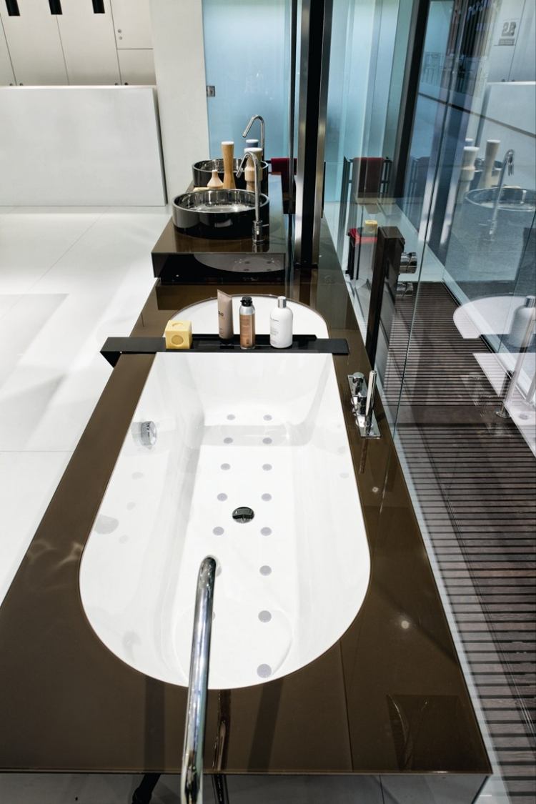 badewanne-waschtisch-system-in-einem-kombiniert