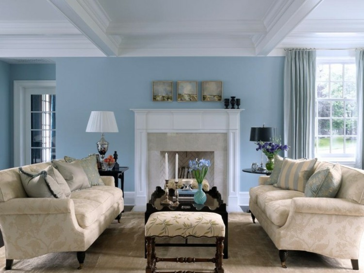 farbe fürs wohnzimmer hellblau beige sofas elegant einrichtung wand modern