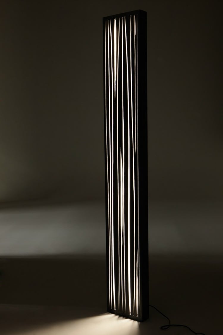 led Stehlampe aus Holz -modern-englische-eiche-LUEUR-DE-BOIS-HAPTEIN
