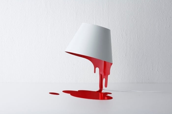 liquid-lampe-design-originell-tischlampe-Kyouei-Design-Rot-Weiß
