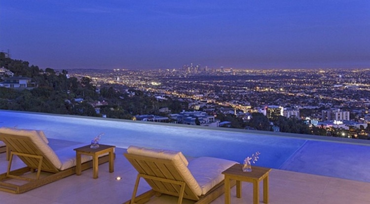 luxus-haus-Hollywood-Hills-Home-stadt-lichter-holz-liegen-infinity-pool