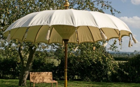 sonnenschirm im orientalischen stil bambus staender indisch design handarbeit