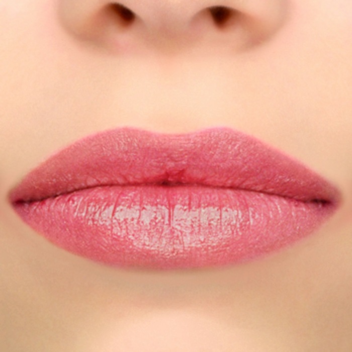 volle-Lippen-mit-Tom-Ford-Rosa