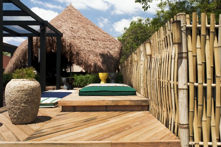 Bambus-Garten-Sichtschutz-Ideen-tropische-Gestaltung