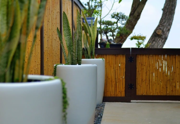 Bambus-Garten-Sichtschutz-Zaun-Metall-selber-bauen-Ideen