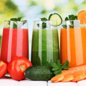 Detox-Kur-gesund-essen-Saft-trinken-erste-Tage