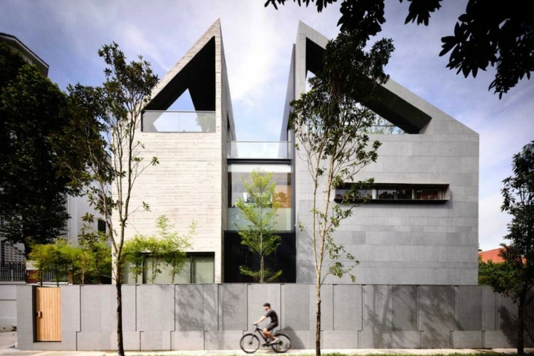Einfamilienhaus großem Garten Architektenhaus Dachfesnter Glasfronten