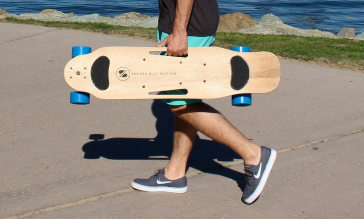 Skateboard Handgriff Holz Konstruktion blaue LED-Rollen