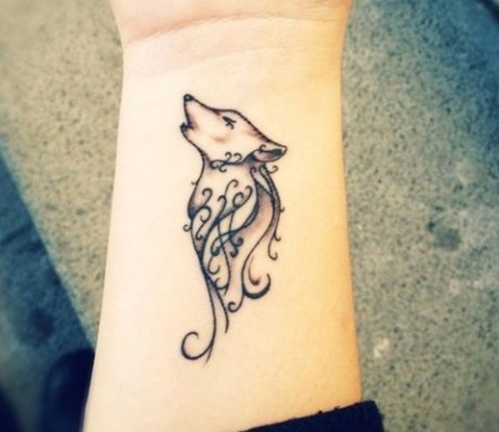 Heulender-Wolf-tattoo-design-innenseite-unterarm