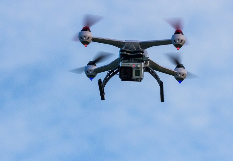 Quadrocopter Kamera grau Blade Flug Photos ferngesteuert