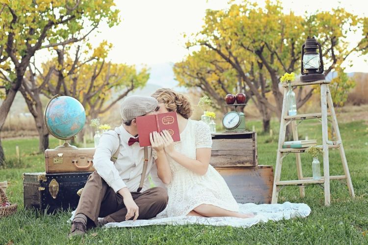 Romantisches-Picknick-Ideen-Tagesdecke-retro