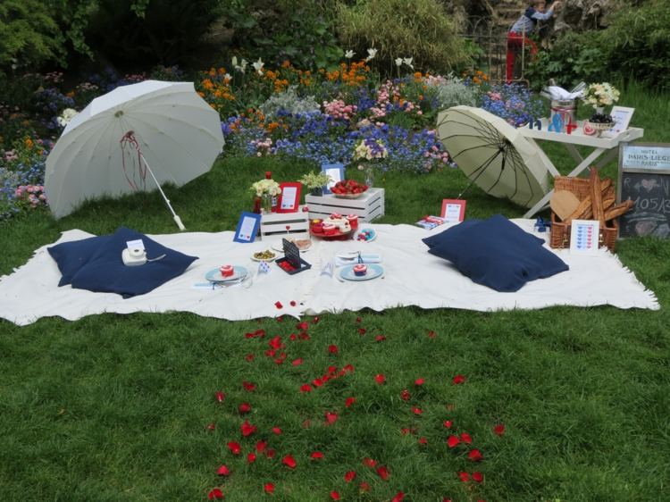 Romantisches-Picknick-Zuhause-organisieren-Ideen