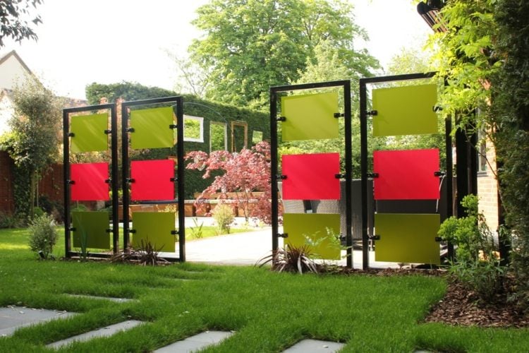Sichtschutz Garten selber bauen Glaszaun Paneele Terrasse