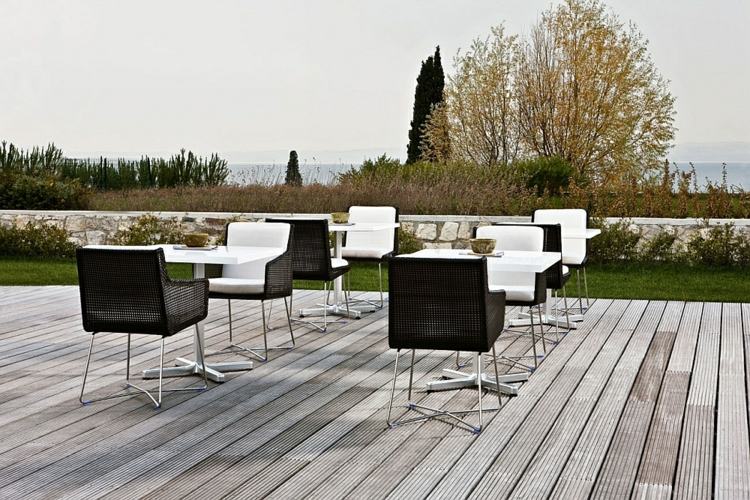 Sitzgruppe-Garten-Möbelset-Schwarz-Weiß-modern-Ideen