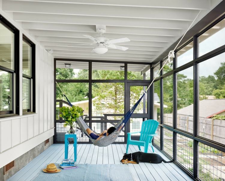 Terrassenüberdachung-Holz-Verglasung-Massivdach-Hängematte