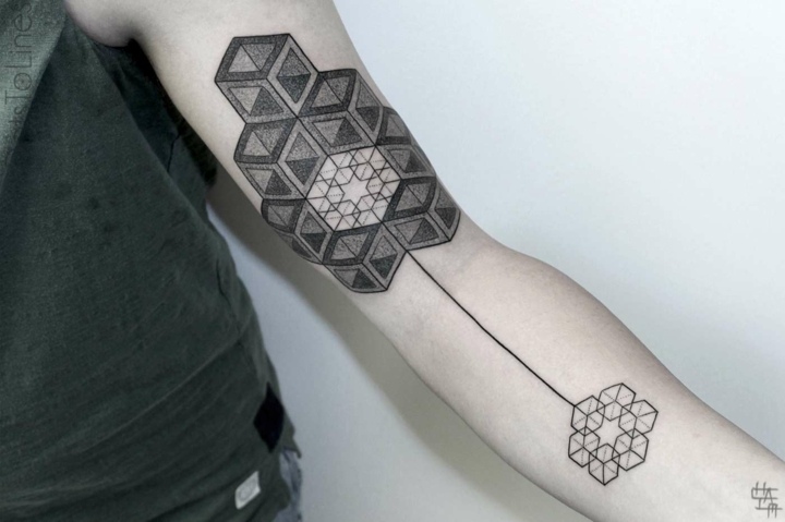 Unterarm-Tattoo-Ideen-geometrische-Formen-Frauen