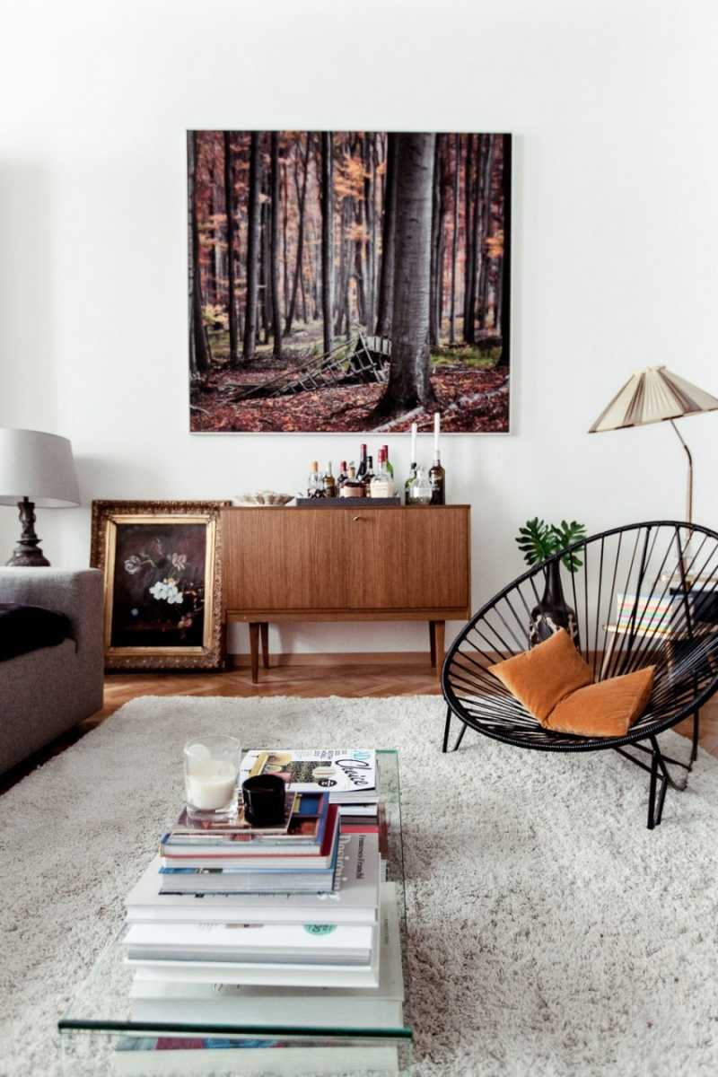 Vintage-Stil-Design-Klassiker-Sessel-Acapulco-Kuscheliger-Teppich-gebrauchte-möbel
