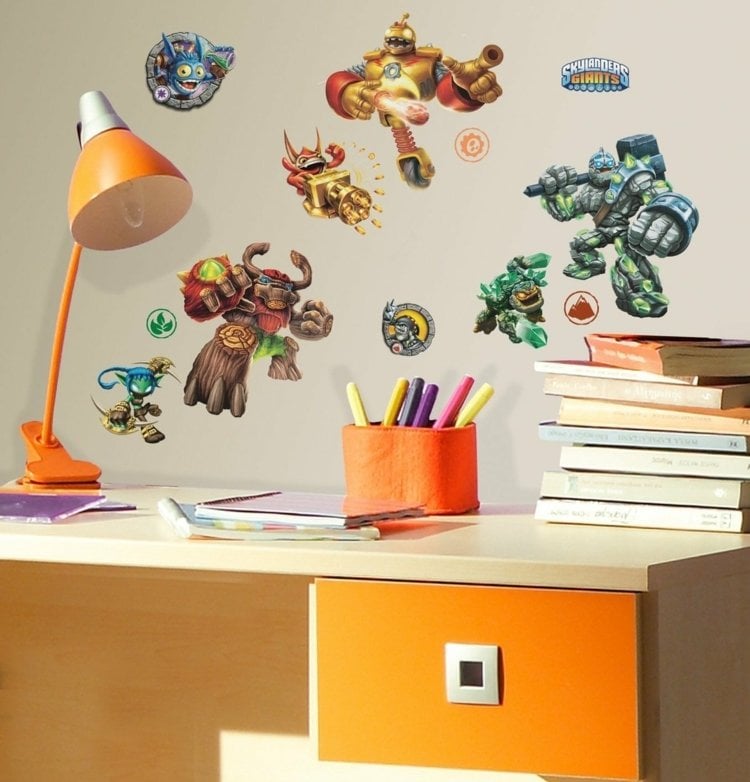 Wandgestaltung Kinderzimmer 2015 Komikhelden Roboter Lernplatz