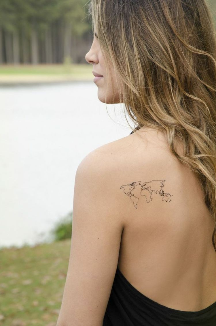 Frauen tattoo schulter für Tattoo Vorlagen