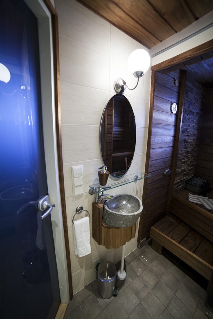 finnland iso syöte badezimmer suite waschbecken sauna