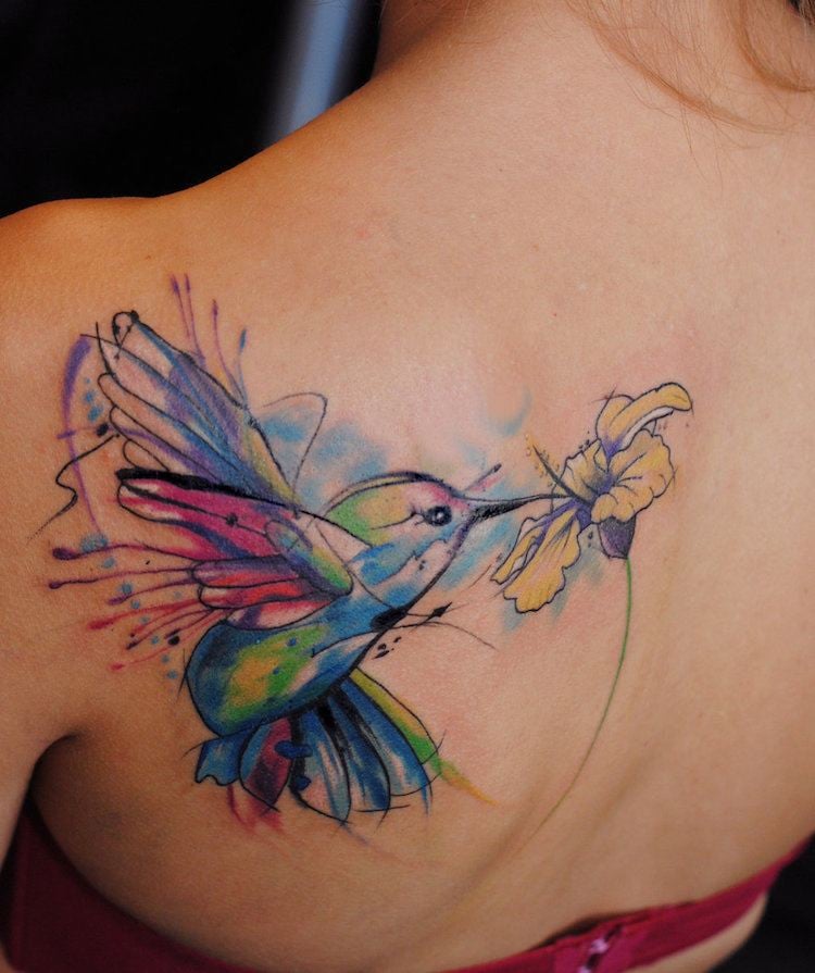 ideen-tattoovorlagen-motive-tattoo-bedeutung-kolibri-watercolor