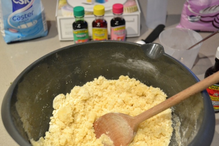 Osterplätzchen backen rezept-zuckerteig-vorbereiten
