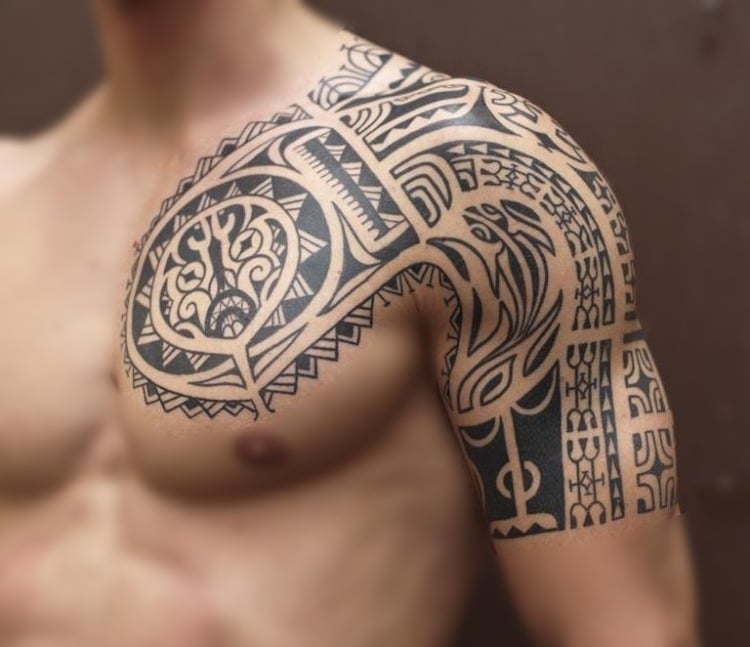 37 Oberarm Tattoo Ideen Für Männer Maori Und Tribal Motive