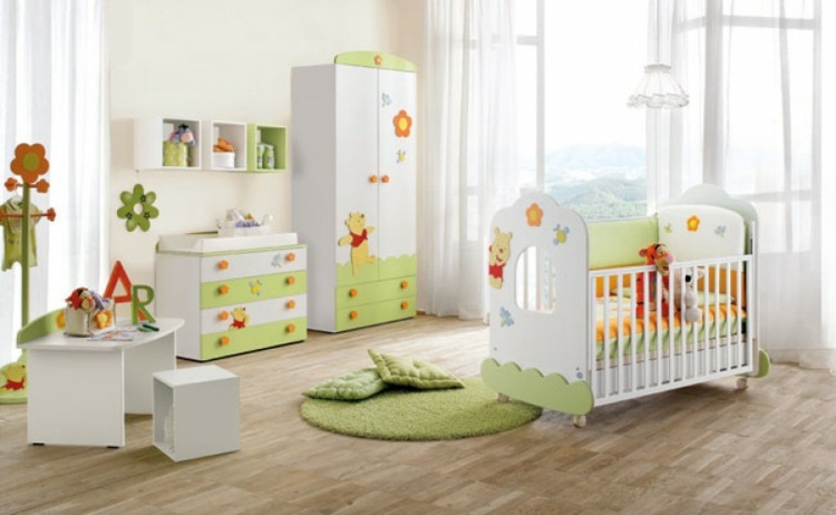 Babybett-Nestchen-grün-Teppich-Babyzimmer