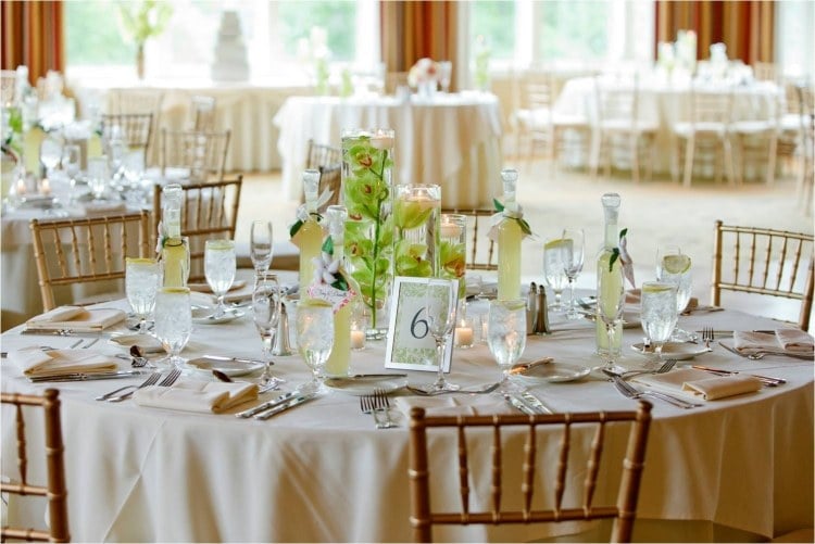 Hochzeit-Tischdeko-Ideen-Bilder-Weiß