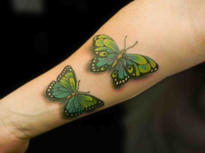 Schmetterling-Paar-Tattoo-realistische-3D-Darstellung-grün