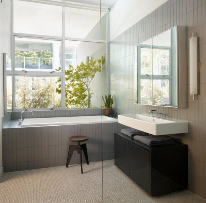 Schwebendes-Waschbecken-mit-Unterschrank-Design-kleines-badezimmer-einrichten