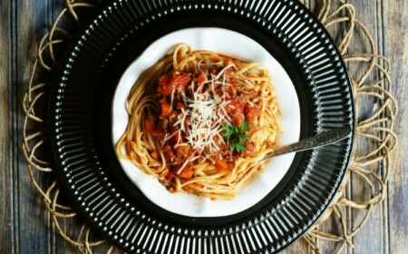 Spaghetti-Bolognese-schnelle-italienische-Gerichte