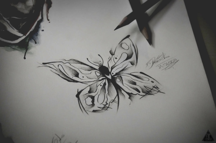 Tattoo-Bilder-Ideen-Motive-Frauen-Schmetterling