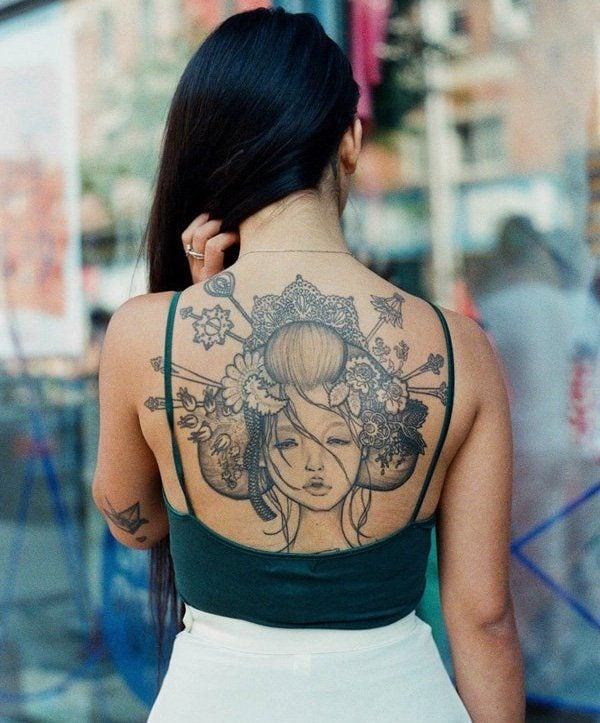 Tattoo-Ideen-Gesicht-Geisha-Rücken