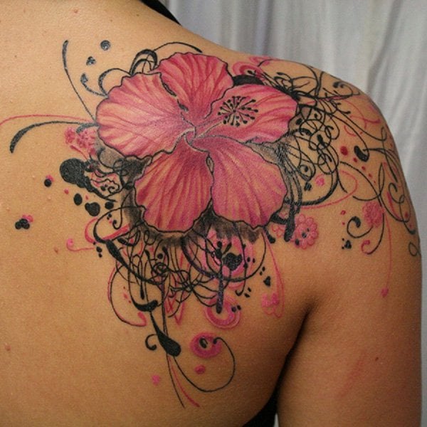 Tattoo-Ideen-Motive-Frauen-Schulter