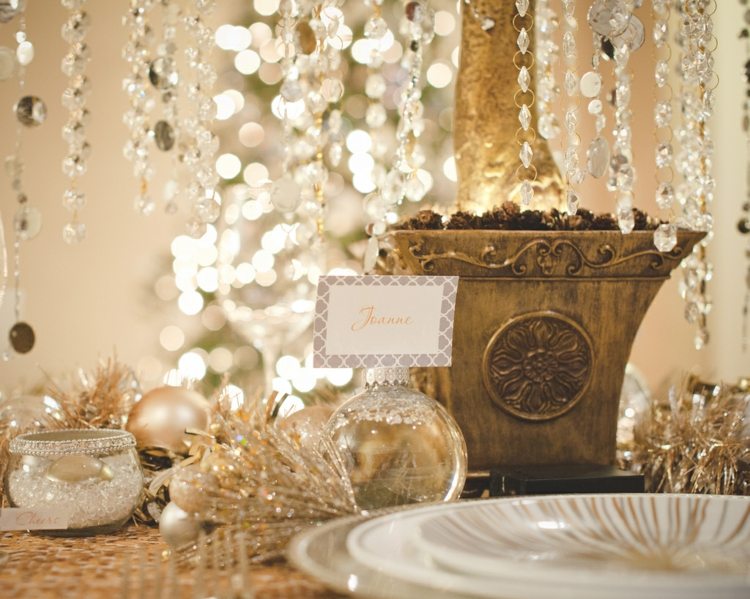 Tischkarten-Hochzeit-Gold-Ornamente-coole-Ideen