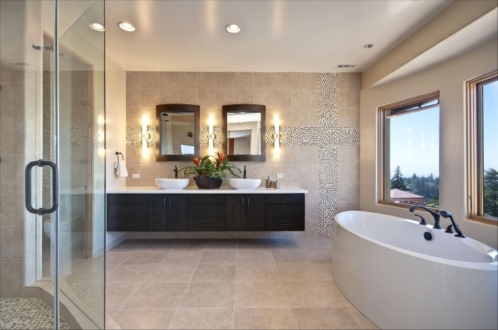Waschbecken-mit-Unterschrank-Badezimmer-Gestaltung-freistehende-badewanne