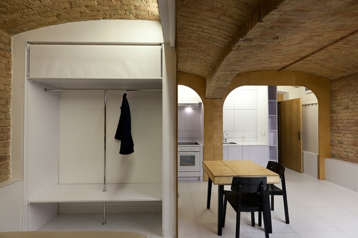 apartment design im keller schlafbereich kleiderschrank küche