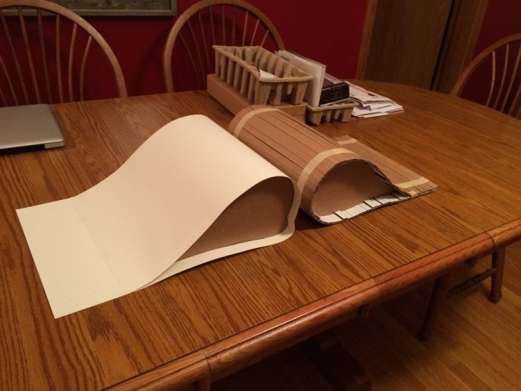 designer-vogelhaus-prototyp-karton-papier