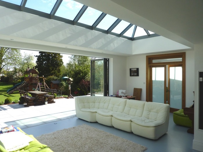 fenster profile verglastes dach wohnzimmer sofa terrasse