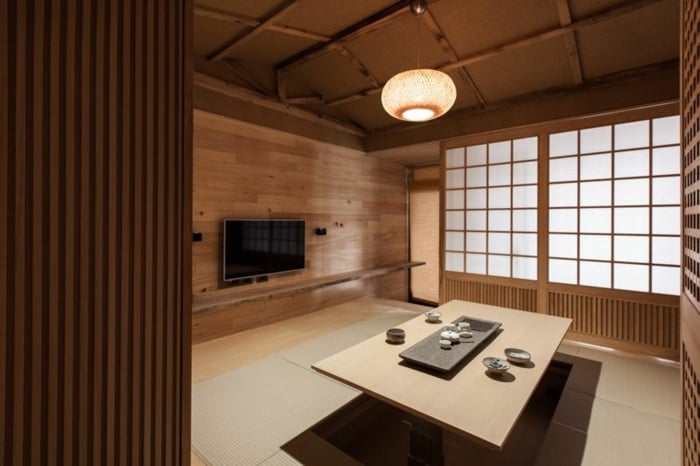 japanischer tisch boden einlassen esszimmer fernseher lampe